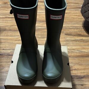 Hunter Classic Olive Boots